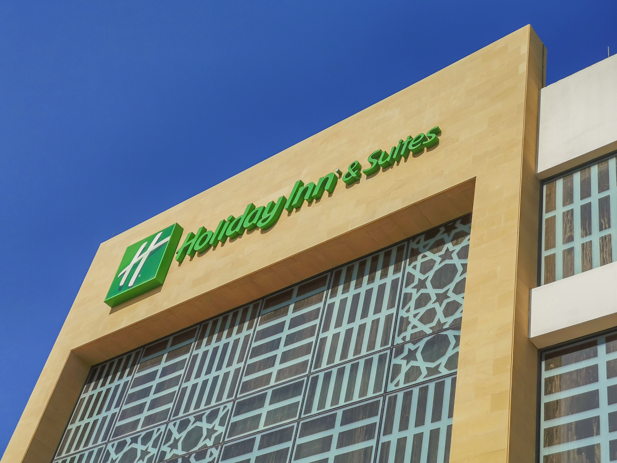 Dur Hospitality inaugurates the Holiday Inn & Suites Al Jubail Hotel