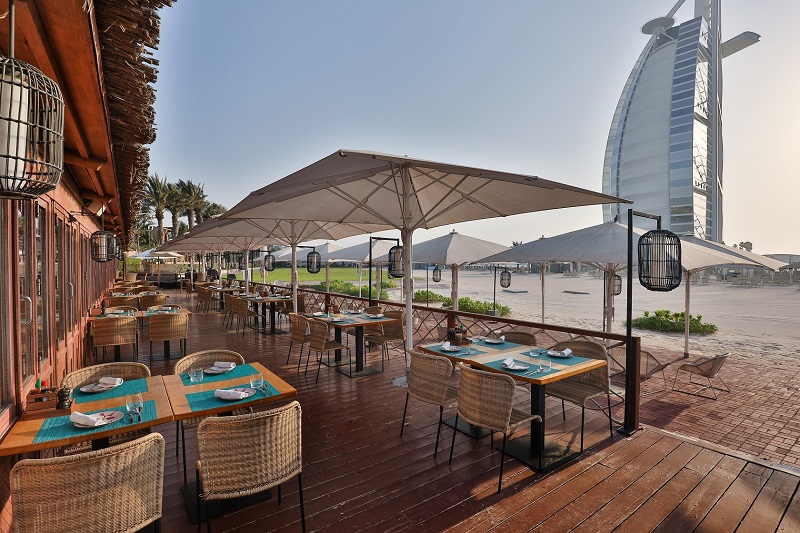 Stay Cool And Dive Into Delicious Breach Front Dining At Jumeirah Beach Hotel This Summer