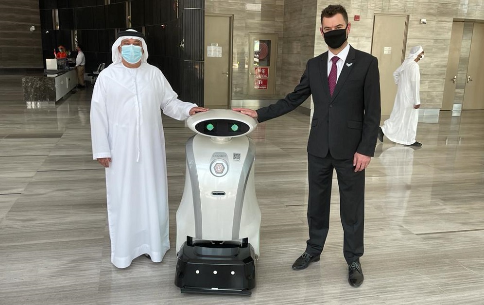 Tafawuq Facilities Management introduces the first robotic cleaner in the UAE