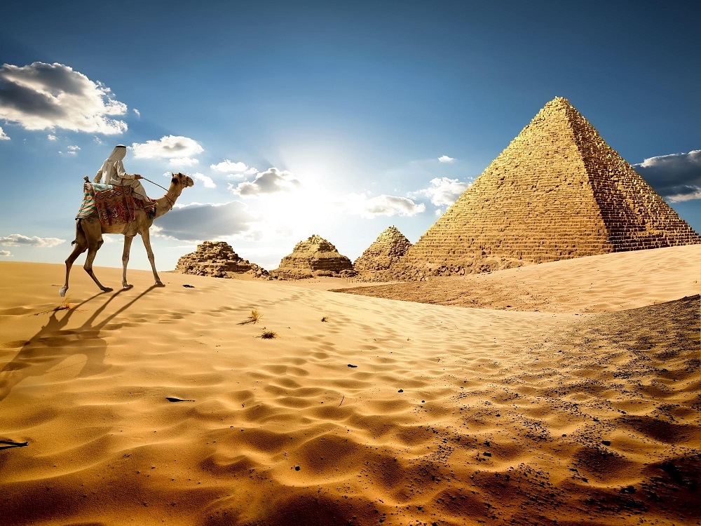 Egypt adds 28 new nationalities to growing tourist e-visa list