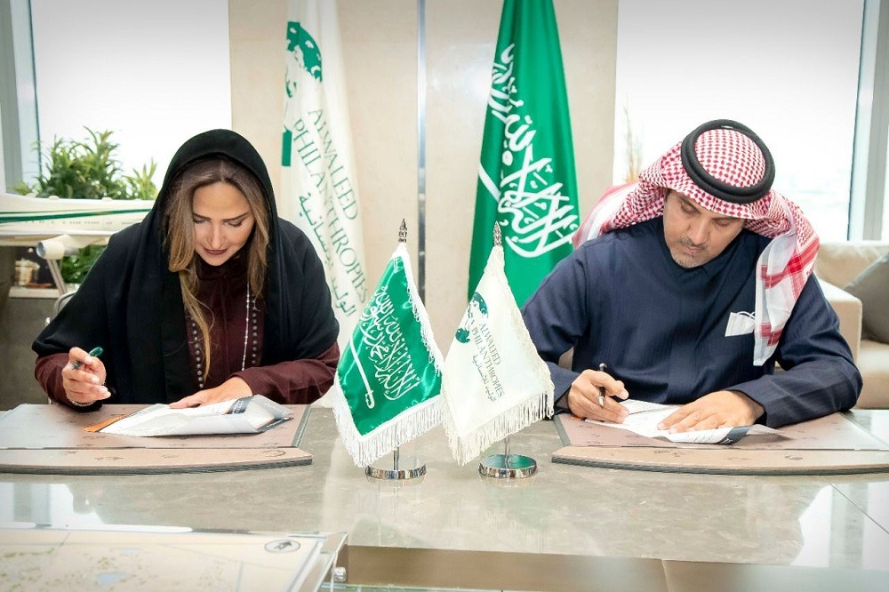 Almajdouie Changan signs a strategic agreement with Alwaleed Philanthropies