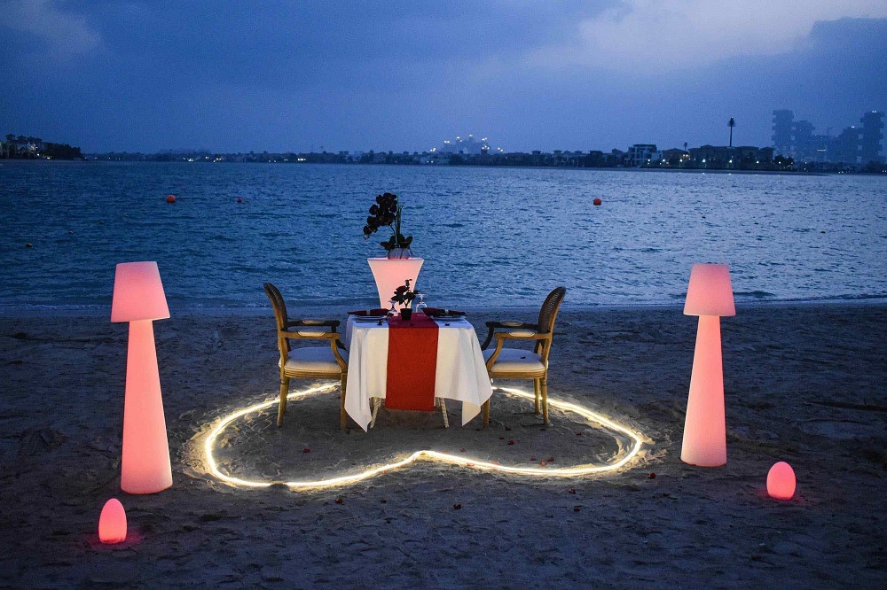 Spend the Most Romantic Night of the Year at Royal Central Hotel The Palm