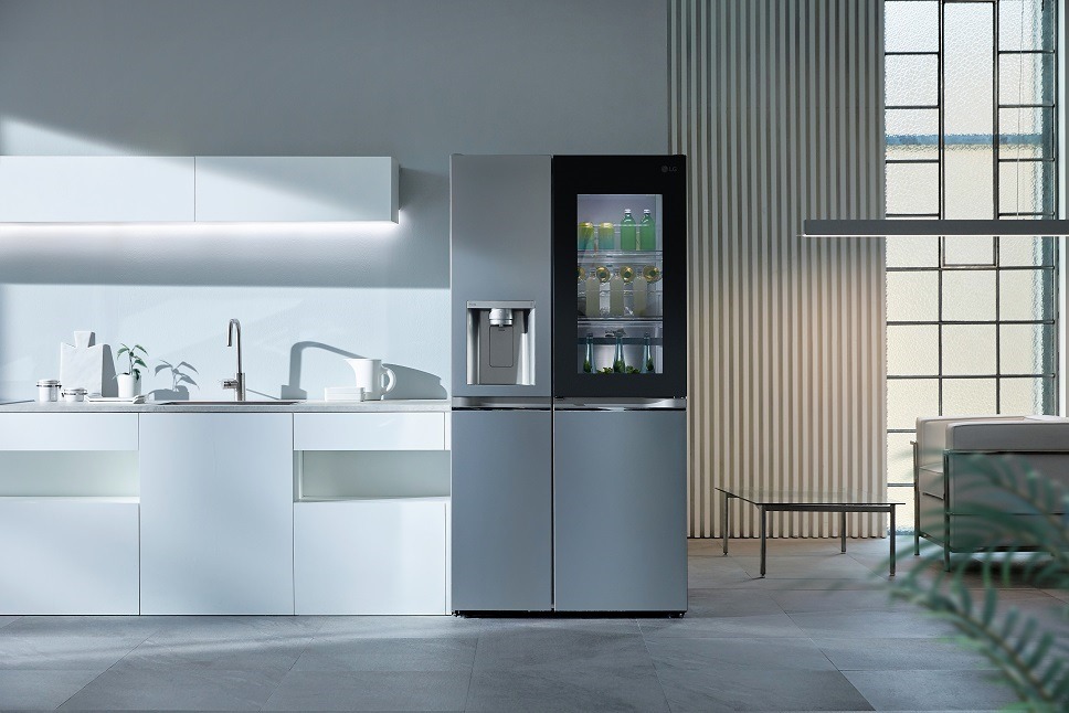 LG To Launch Instavview Side By Side Refrigerator In The GCC