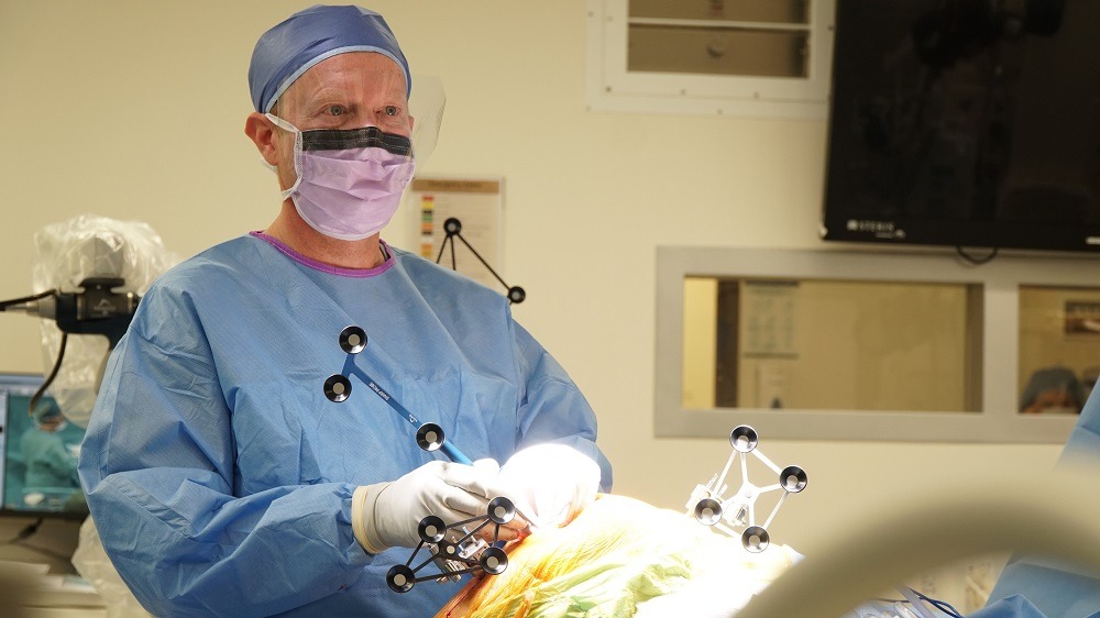 Healthpoint Brings New Technology to Conduct Robotic-assisted Knee Replacement Surgery