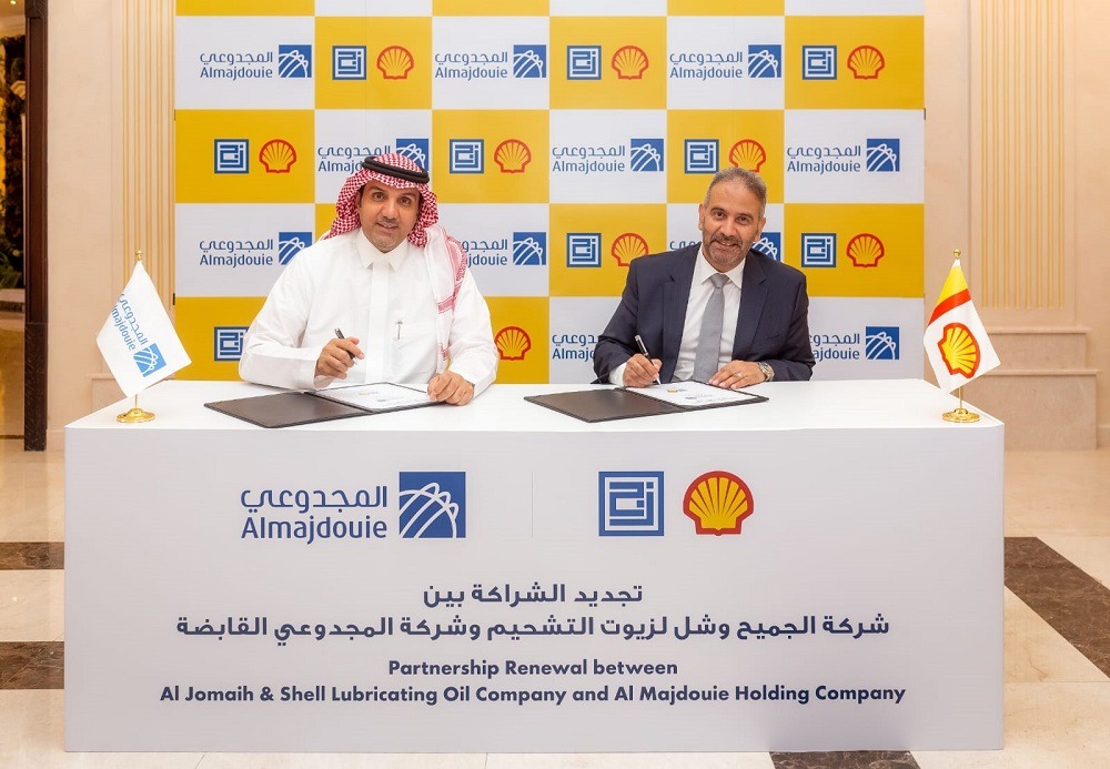 Al-Jomaih & Shell Lubricating Oil Company renews its partnership with Al-Majdouie Holding to supply its Service Centers with Shell Oils