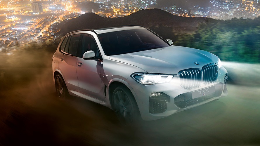 Make new memories with exclusive offers from Al Rajhi Bank and Mohamed Yousuf Naghi Motors on the BMW X5 40i M Sport Package this month