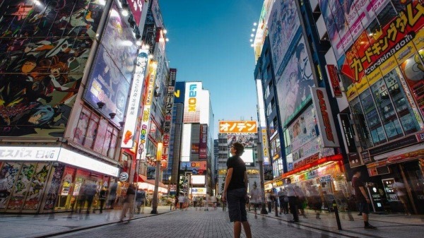 Japan could lift cap on foreign tourists to bolster economy