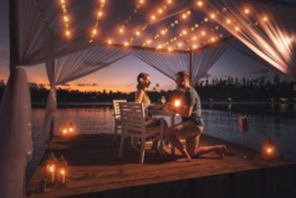 The Floating Platform Dinner – A New Uniquely Crafted Romantic Experience Available at Sun Siyam Olhuveli Maldives