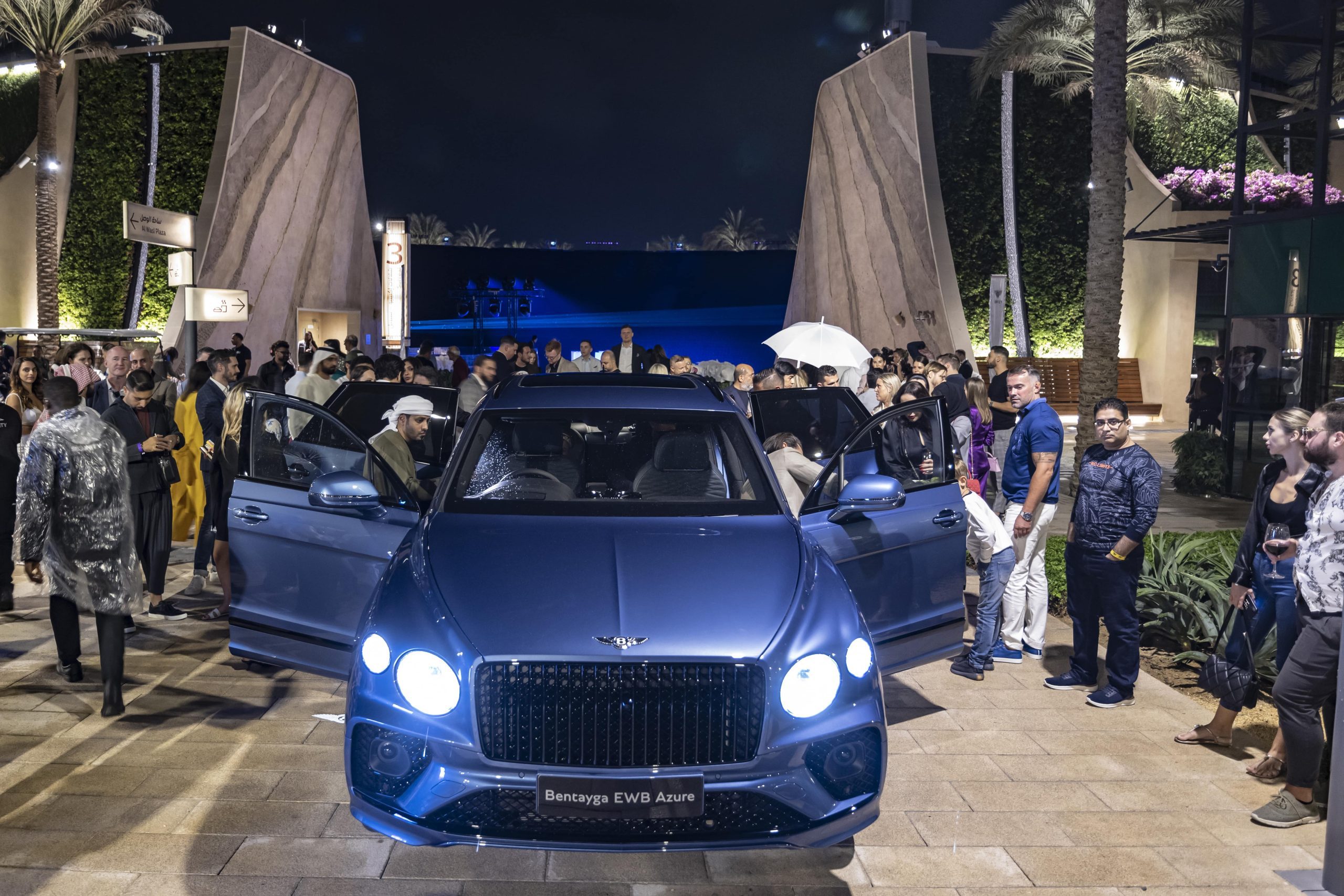 Bentley Bentayga Extended Wheelbase Unveiled For First Time in UAE