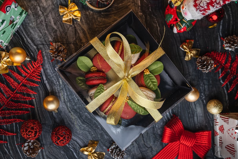 BRIX Desserts reveals festive Macaron Christmas Wreath gifts