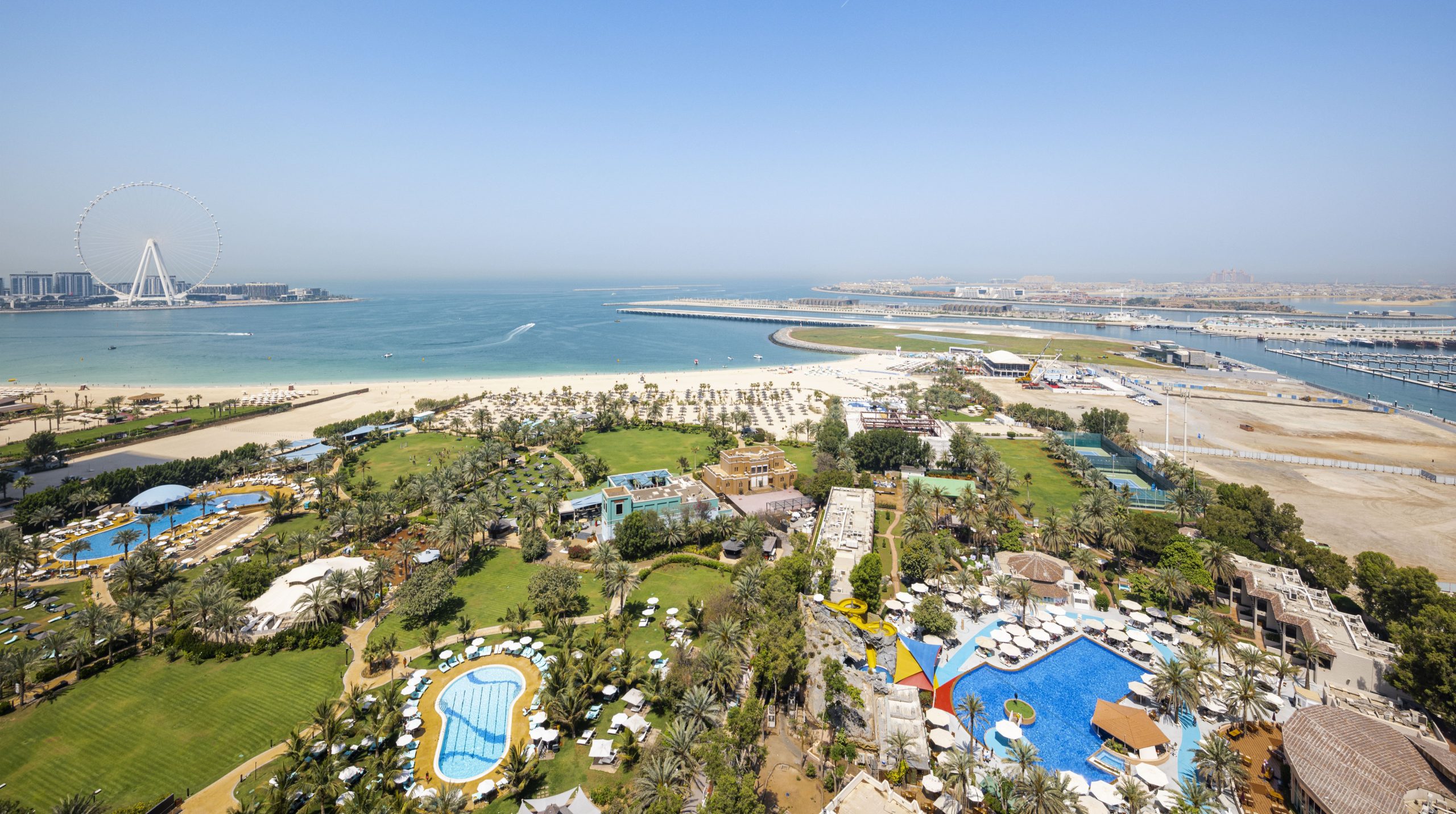 Brunch away with the little ones with Habtoor Grand Resort’s Sunkissed Beach Brunch