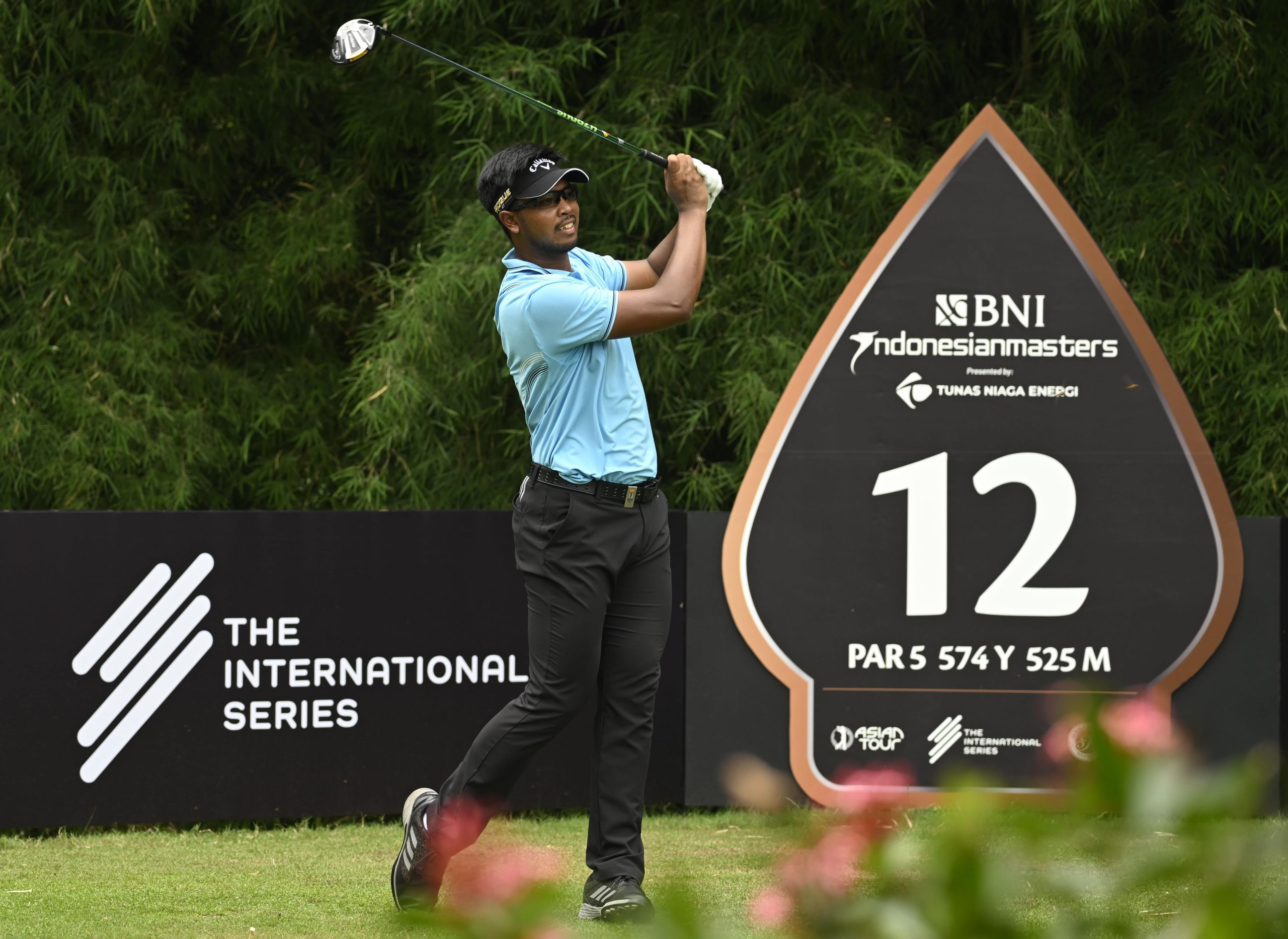 Keyser and Sarit take clubhouse lead at  BNI Indonesian Masters presented by TNE