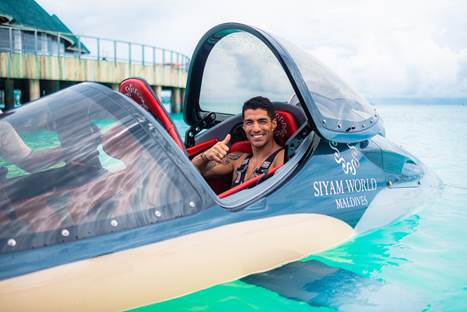 Siyam World Maldives Hosts Football Super Luis Suarez