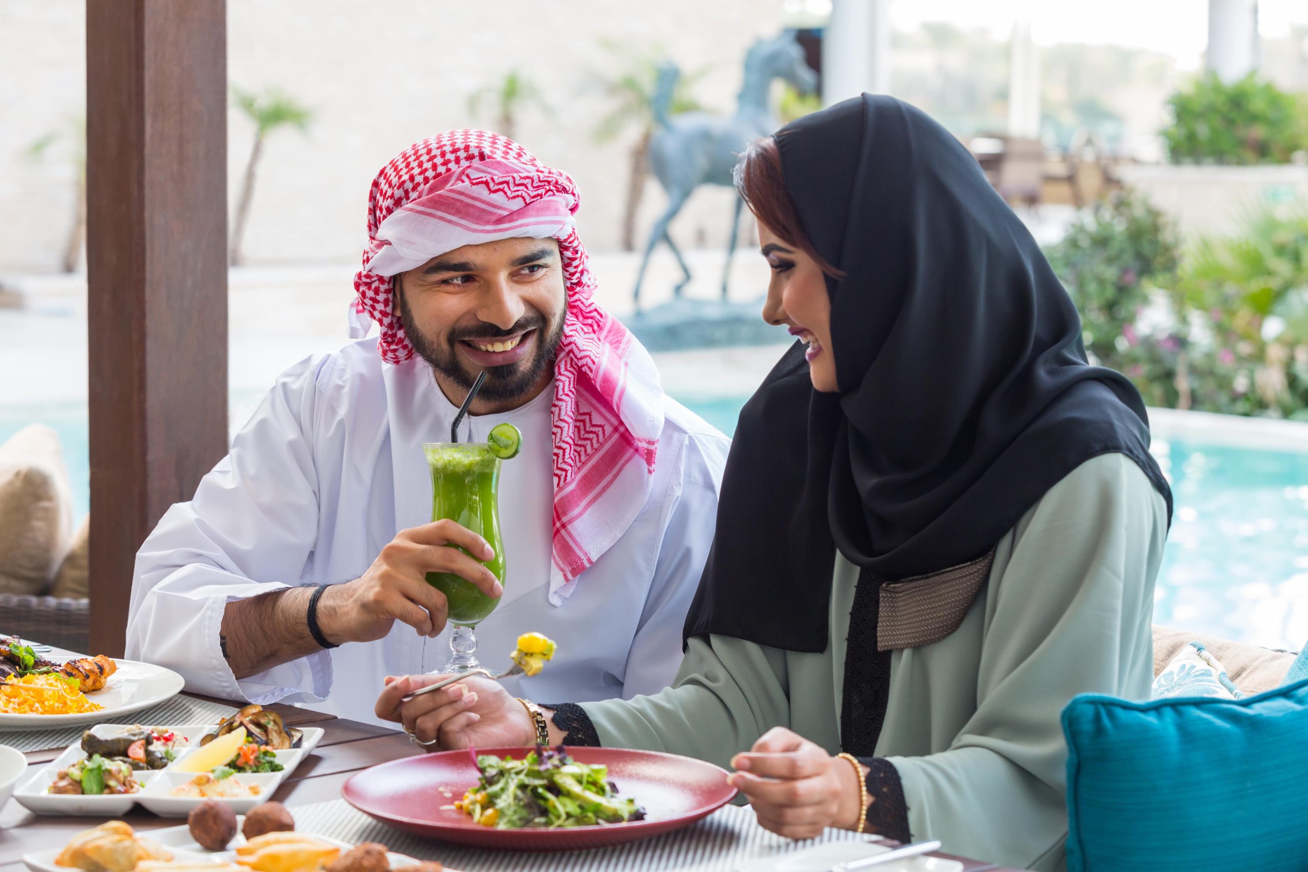 استمتع بتقاليد شهر رمضان الأصيلة والنكهات الشهية في فندق ميليا ديزرت بالم، أحد أعضاء ميليا كوليكشن