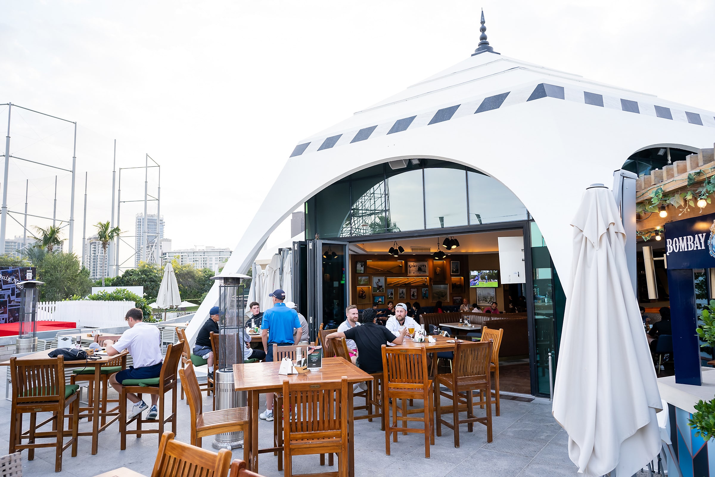 Toast Dubai’s ultimate Sunday Roast  with an unbeatable new lunch deal at Spike Bar