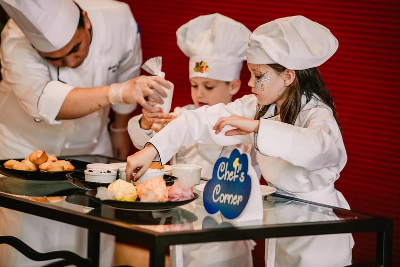 Travel around the world with Swissôtel Al Ghurair’s Sunday brunch