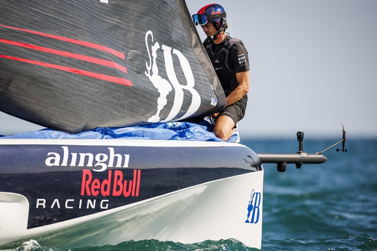 Alinghi Red Bull Racing ready for racing in Jeddah